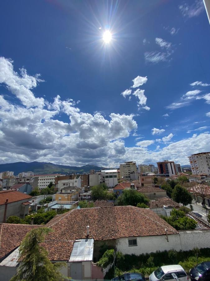 Sunshine Place Elbasan Buitenkant foto